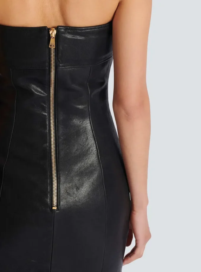 Abito bustier con cintura
