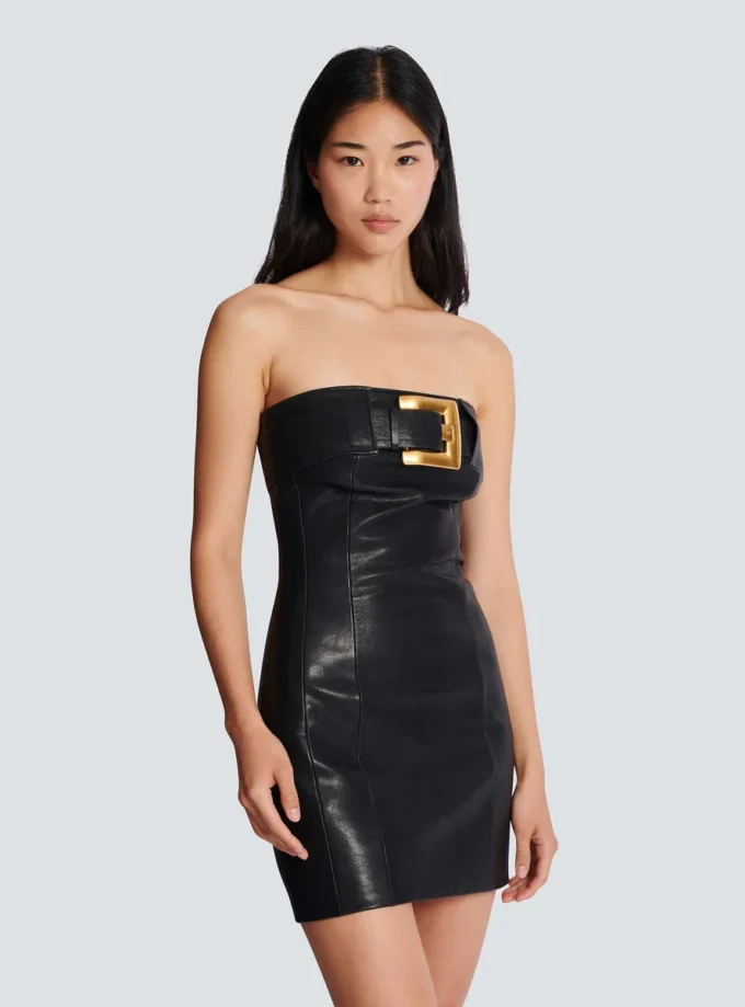 Abito bustier con cintura