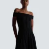 Abito con spalle scoperte in maglia glitterata Abito con spalle scoperte in maglia glitterata