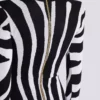 Abito corto in maglia con intarsio zebrato Abito corto in maglia con intarsio zebrato