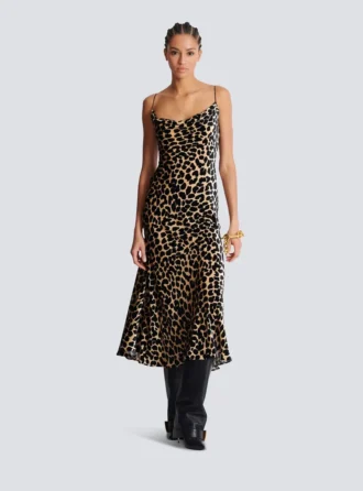 Abito fluido in velluto con stampa leopardata