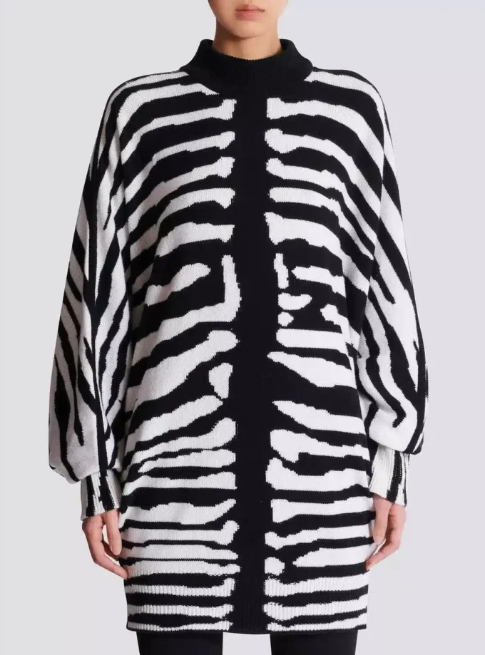 Abito in maglia con intarsio zebrato Abito in maglia con intarsio zebrato