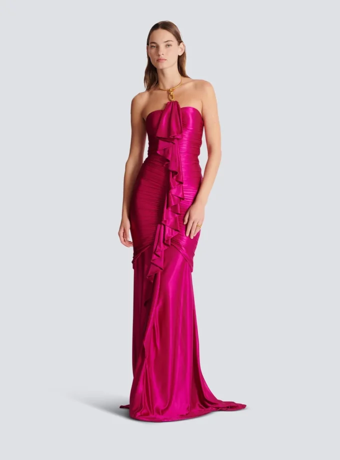 Abito lungo drappeggiato con bustier e dettagli decorativi Abito lungo drappeggiato con bustier e dettagli decorativi