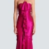 Abito lungo drappeggiato con bustier e dettagli decorativi Abito lungo drappeggiato con bustier e dettagli decorativi
