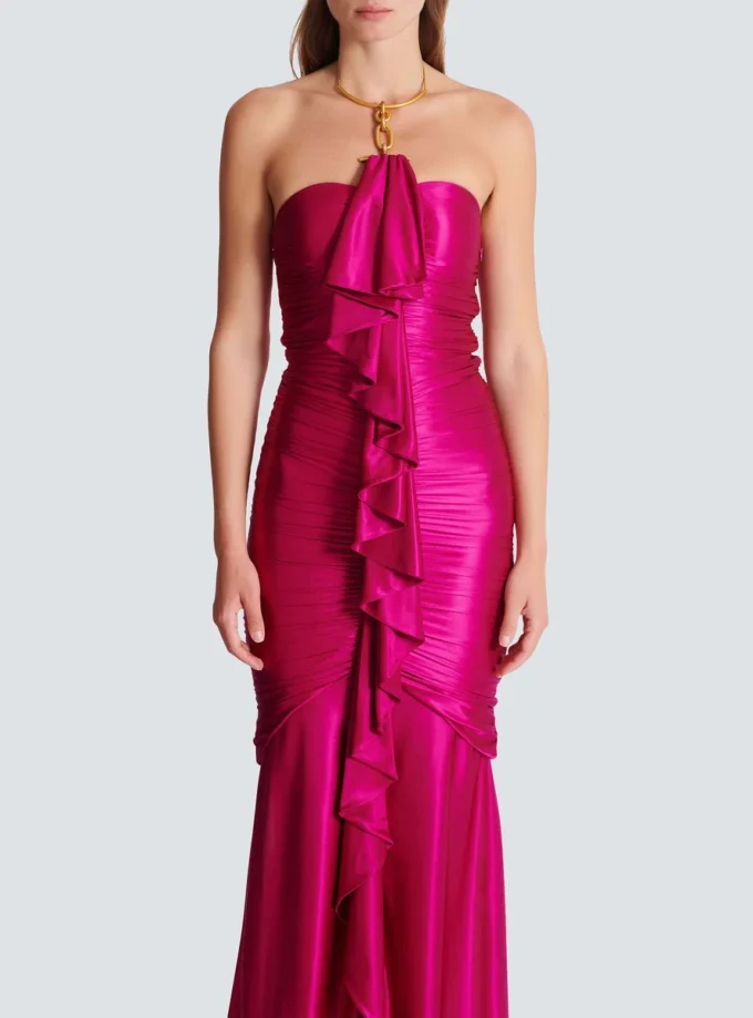 Abito lungo drappeggiato con bustier e dettagli decorativi Abito lungo drappeggiato con bustier e dettagli decorativi