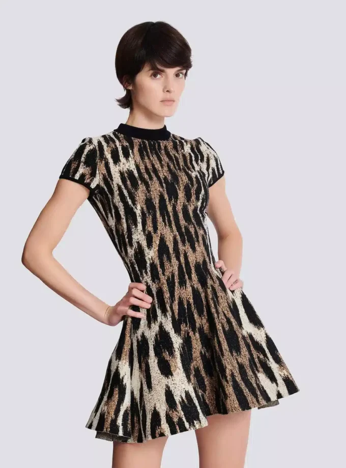 Abito svasato in jacquard con stampa leopardata Abito svasato in jacquard con stampa leopardata
