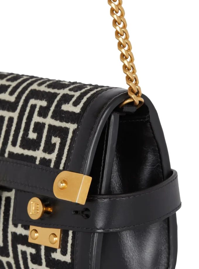 B-Buzz Pouch 23 in tela jacquard monogrammata e pelle B-Buzz Pouch 23 in tela jacquard monogrammata e pelle