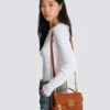 Borsa B-Buzz Shoulder 24 in pelle scamosciata Borsa B-Buzz Shoulder 24 in pelle scamosciata