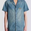 Camicia da pigiama a maniche corte in denim slavato Camicia da pigiama a maniche corte in denim slavato