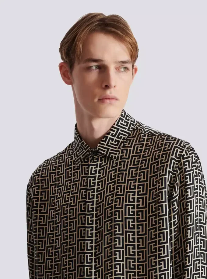 Camicia fluida con monogramma Camicia fluida con monogramma