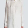 Camicia in cotone col con ricamo a forma di lettera d’amore Camicia in cotone col con ricamo a forma di lettera d’amore