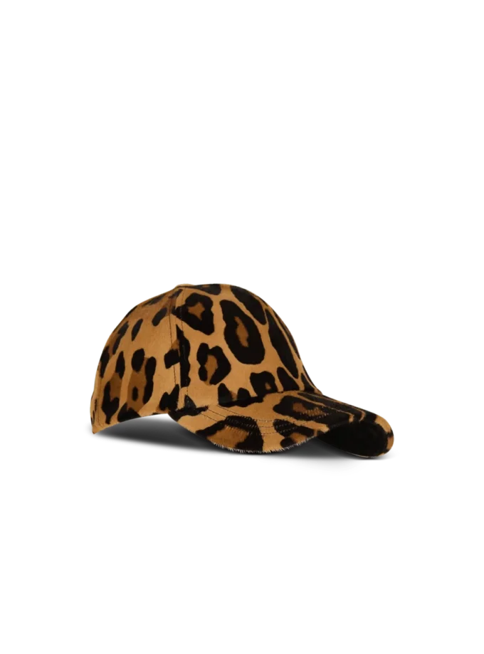 Cappellino in pelle stile pony con motivo leopardato Cappellino in pelle stile pony con motivo leopardato