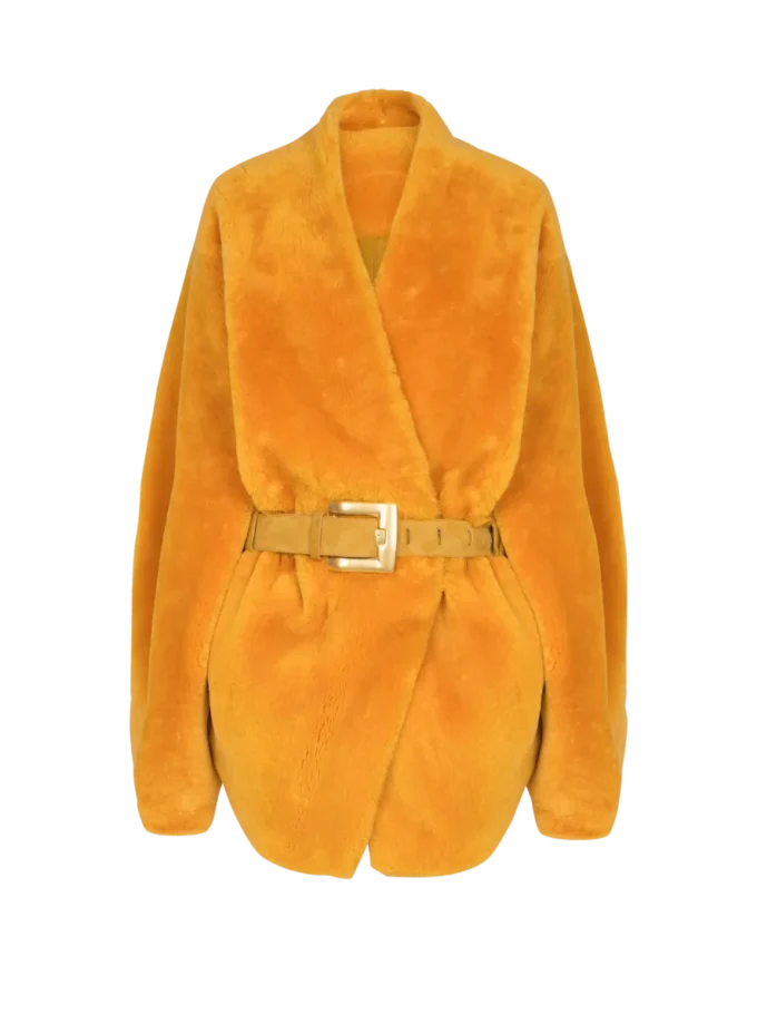 Cappotto in shearling con cintura Cappotto in shearling con cintura