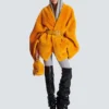 Cappotto in shearling con cintura Cappotto in shearling con cintura