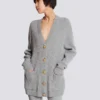 Cardigan in cashmere con bottoni Cardigan in cashmere con bottoni