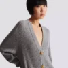 Cardigan in cashmere con bottoni Cardigan in cashmere con bottoni