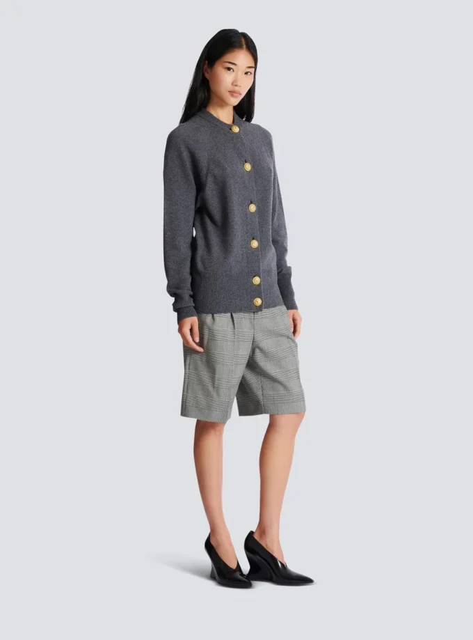 Cardigan in eco-cashmere con bottoni Cardigan in eco-cashmere con bottoni