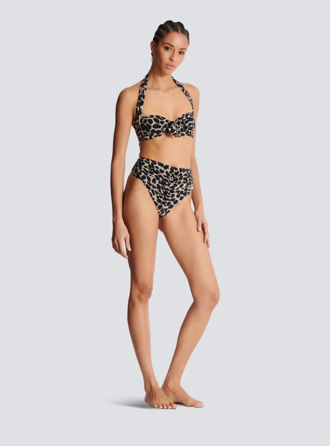 Costume da bagno a due pezzi con stampa leopardata Costume da bagno a due pezzi con stampa leopardata