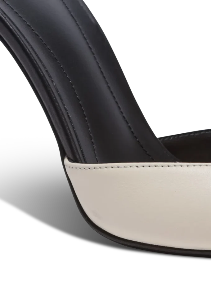 Décolleté in pelle Sync con punta affusolata Décolleté in pelle Sync con punta affusolata