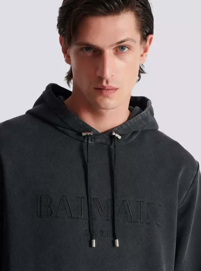 Felpa con cappuccio ricamata Vintage Balmain Felpa con cappuccio ricamata Vintage Balmain