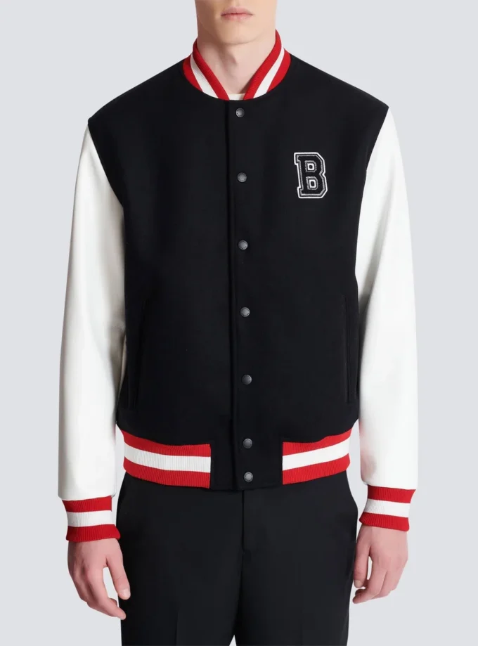 Giacca in lana e ecopelle stile college Giacca in lana e ecopelle stile college