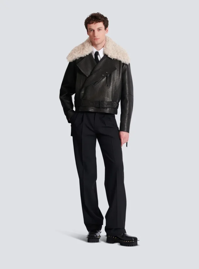 Giacca in pelle con collo in shearling Giacca in pelle con collo in shearling