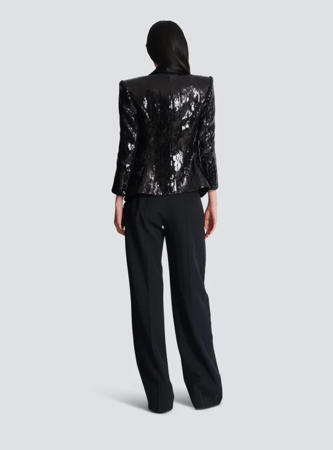 Giacca sartoriale in raso glitterato con scollo a V Giacca sartoriale in raso glitterato con scollo a V