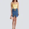 Gonna corta in denim con cintura Gonna corta in denim con cintura