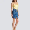 Gonna corta in denim con cintura Gonna corta in denim con cintura