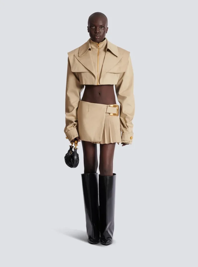 Gonna corta in gabardine con dettaglio cintura Gonna corta in gabardine con dettaglio cintura