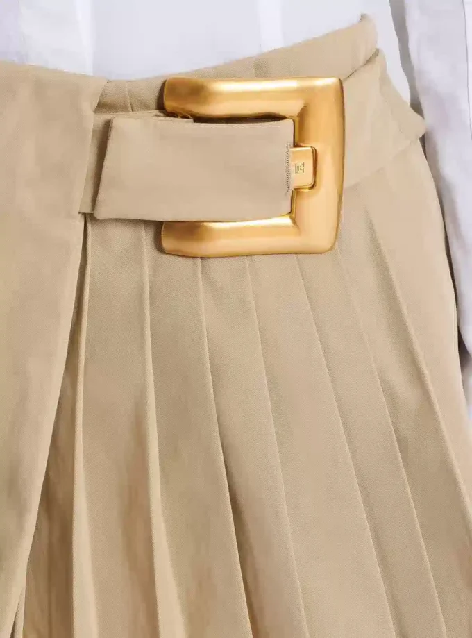 Gonna corta in gabardine con dettaglio cintura Gonna corta in gabardine con dettaglio cintura