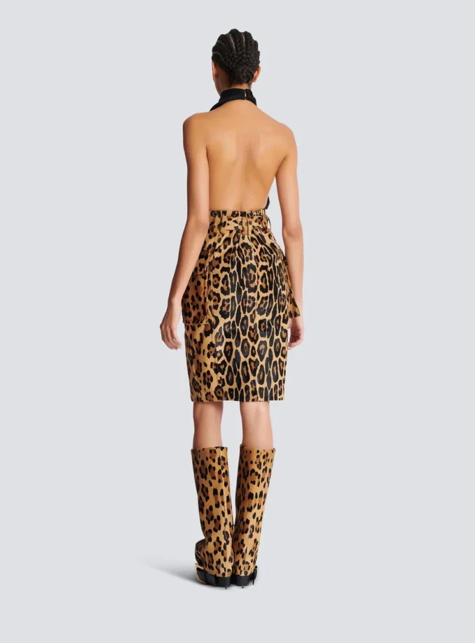 Gonna midi in pelle stile pony con motivo leopardato Gonna midi in pelle stile pony con motivo leopardato