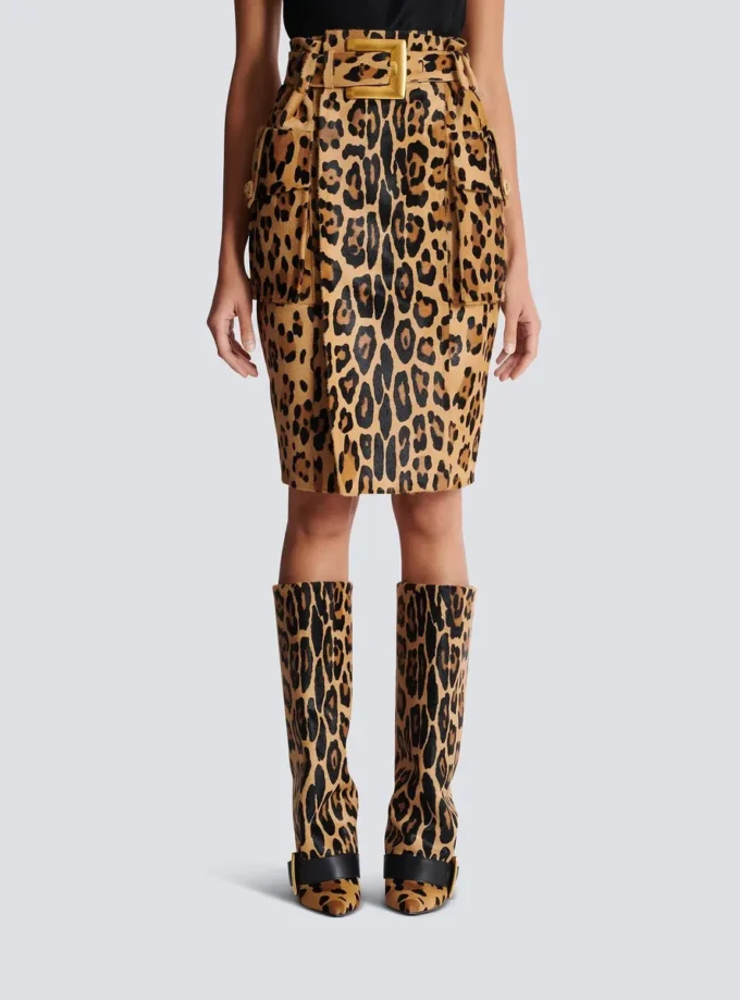 Gonna midi in pelle stile pony con motivo leopardato Gonna midi in pelle stile pony con motivo leopardato