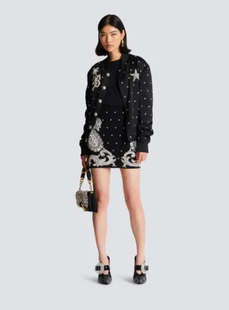 Gonna ricamata con motivi paisley e stelle