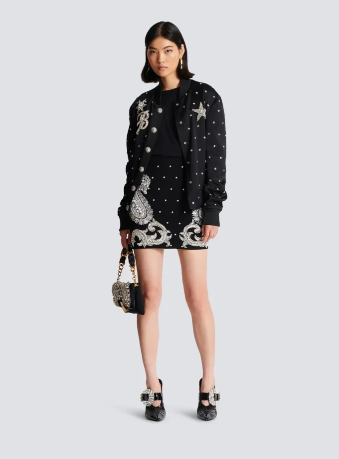 Gonna ricamata con motivi paisley e stelle Gonna ricamata con motivi paisley e stelle
