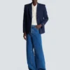 Jeans a gamba larga in denim blu Jeans a gamba larga in denim blu