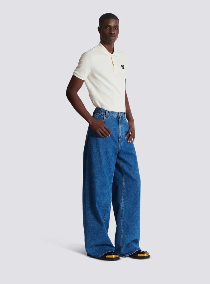 Jeans a gamba larga in denim blu Jeans a gamba larga in denim blu