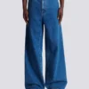 Jeans a gamba larga in denim blu Jeans a gamba larga in denim blu