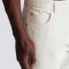 Jeans dritti in denim bianco Jeans dritti in denim bianco