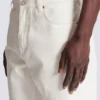 Jeans dritti in denim bianco Jeans dritti in denim bianco