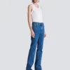 Jeans in denim a gamba dritta Jeans in denim a gamba dritta