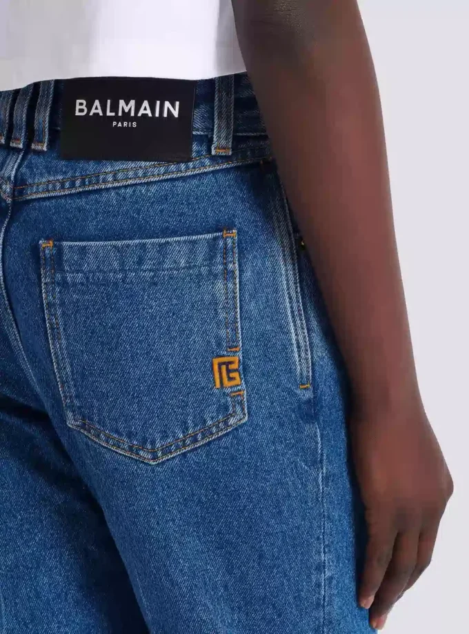 Jeans in denim a gamba dritta Jeans in denim a gamba dritta