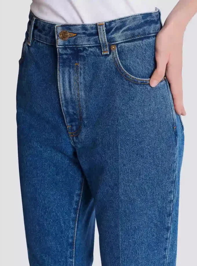 Jeans in denim a gamba dritta Jeans in denim a gamba dritta