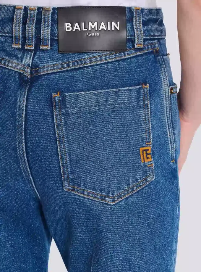 Jeans in denim a gamba dritta Jeans in denim a gamba dritta