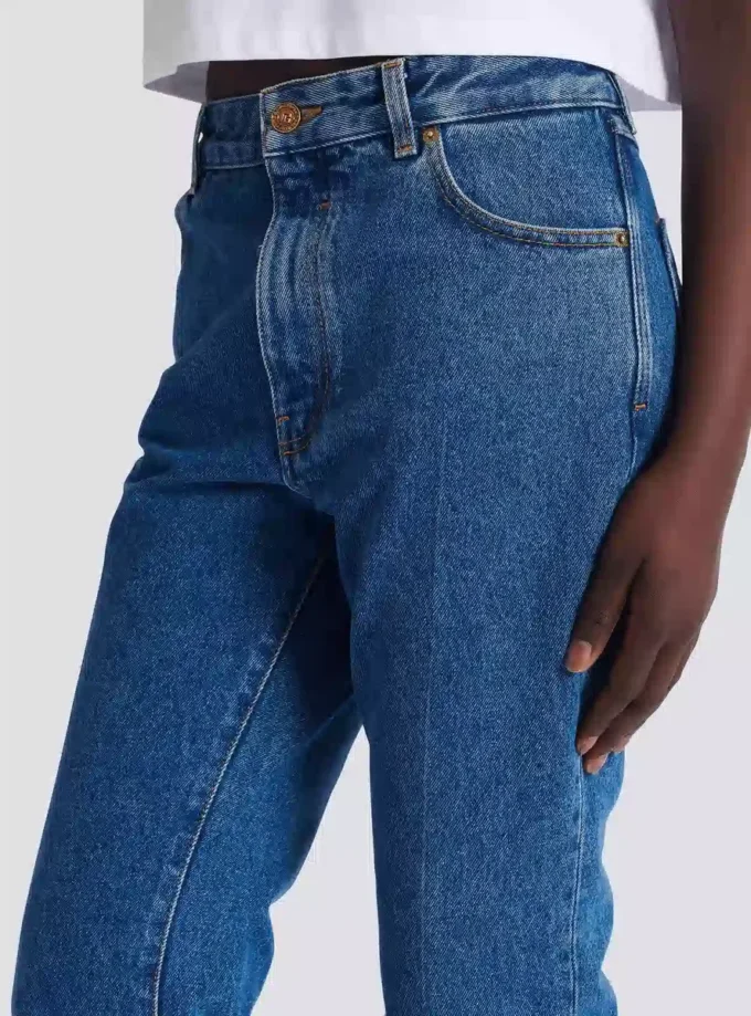 Jeans in denim a gamba dritta Jeans in denim a gamba dritta