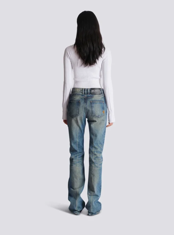 Jeans in denim slavato a gamba dritta