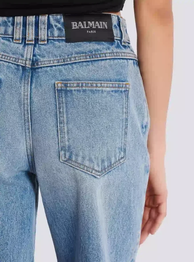 Jeans in denim slavato a gamba dritta