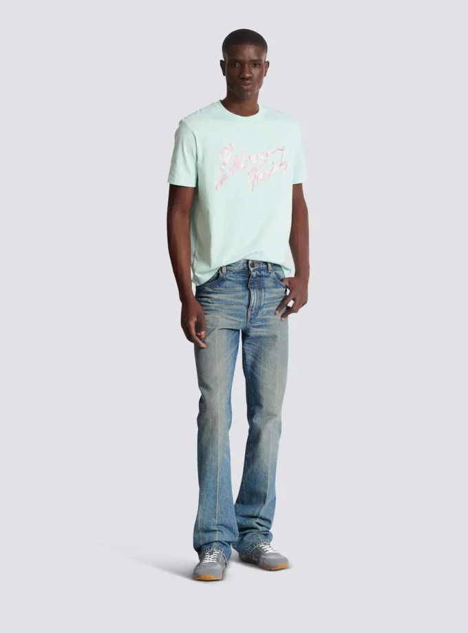 Jeans slim a gamba dritta in denim vintage Jeans slim a gamba dritta in denim vintage