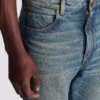 Jeans slim a gamba dritta in denim vintage Jeans slim a gamba dritta in denim vintage