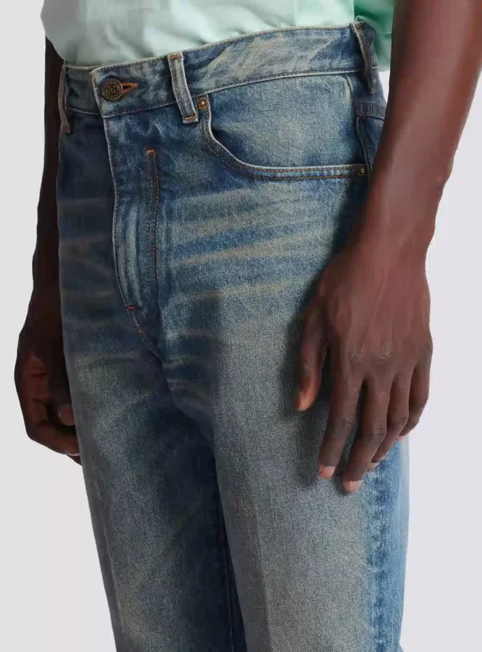 Jeans slim a gamba dritta in denim vintage Jeans slim a gamba dritta in denim vintage